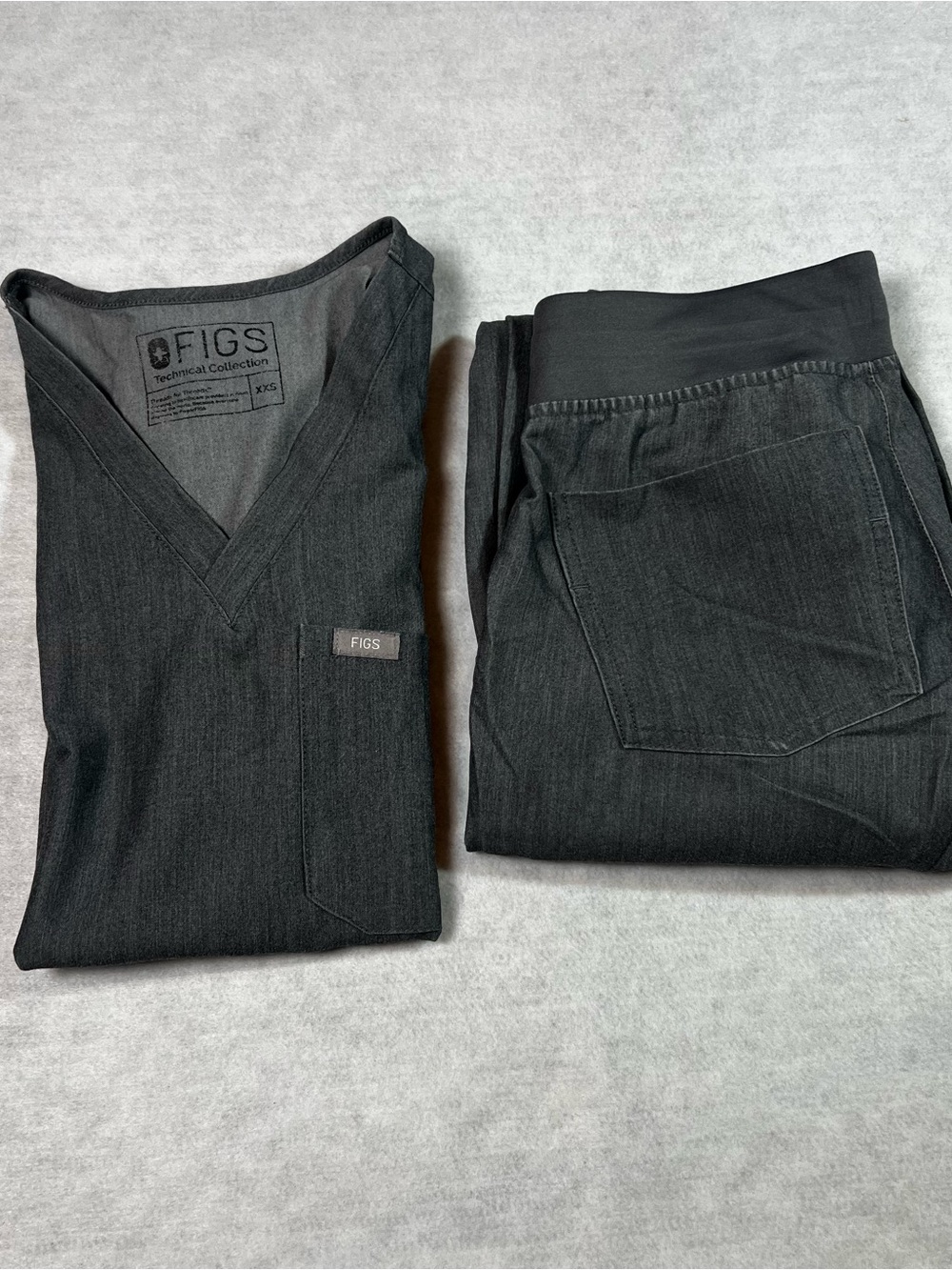 Figs Technical Collection Scrub Set XXS Grey Heather V Neck Top Jogger Pants
